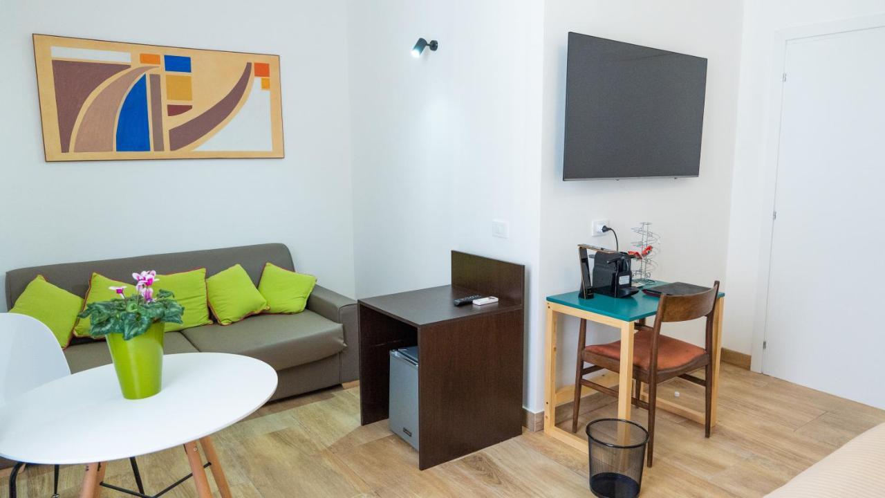 Zeta Rooms Касерта Екстериор снимка