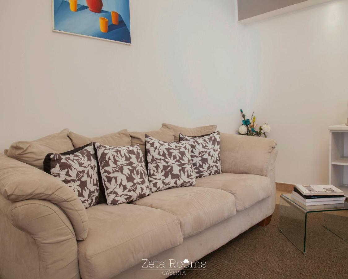Zeta Rooms Касерта Екстериор снимка