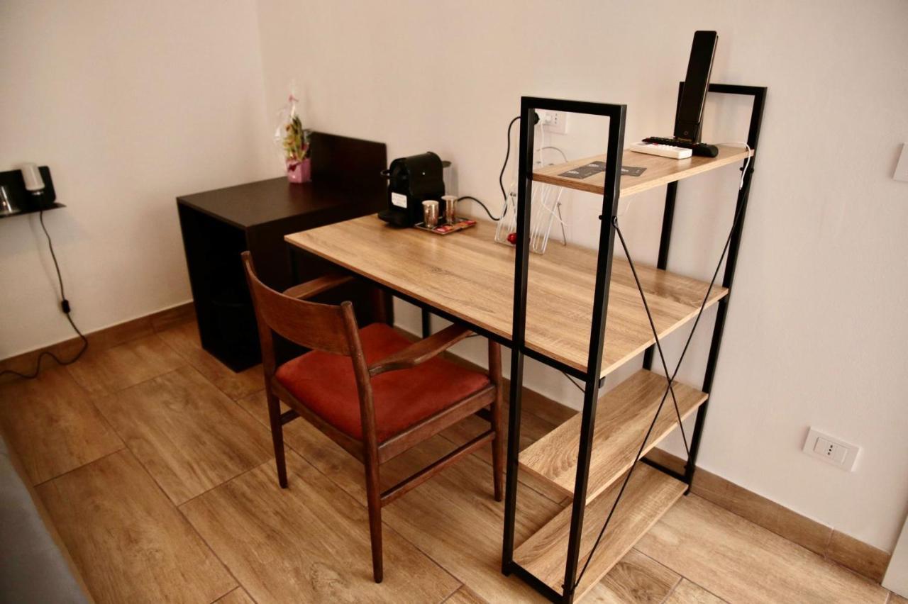 Zeta Rooms Касерта Екстериор снимка