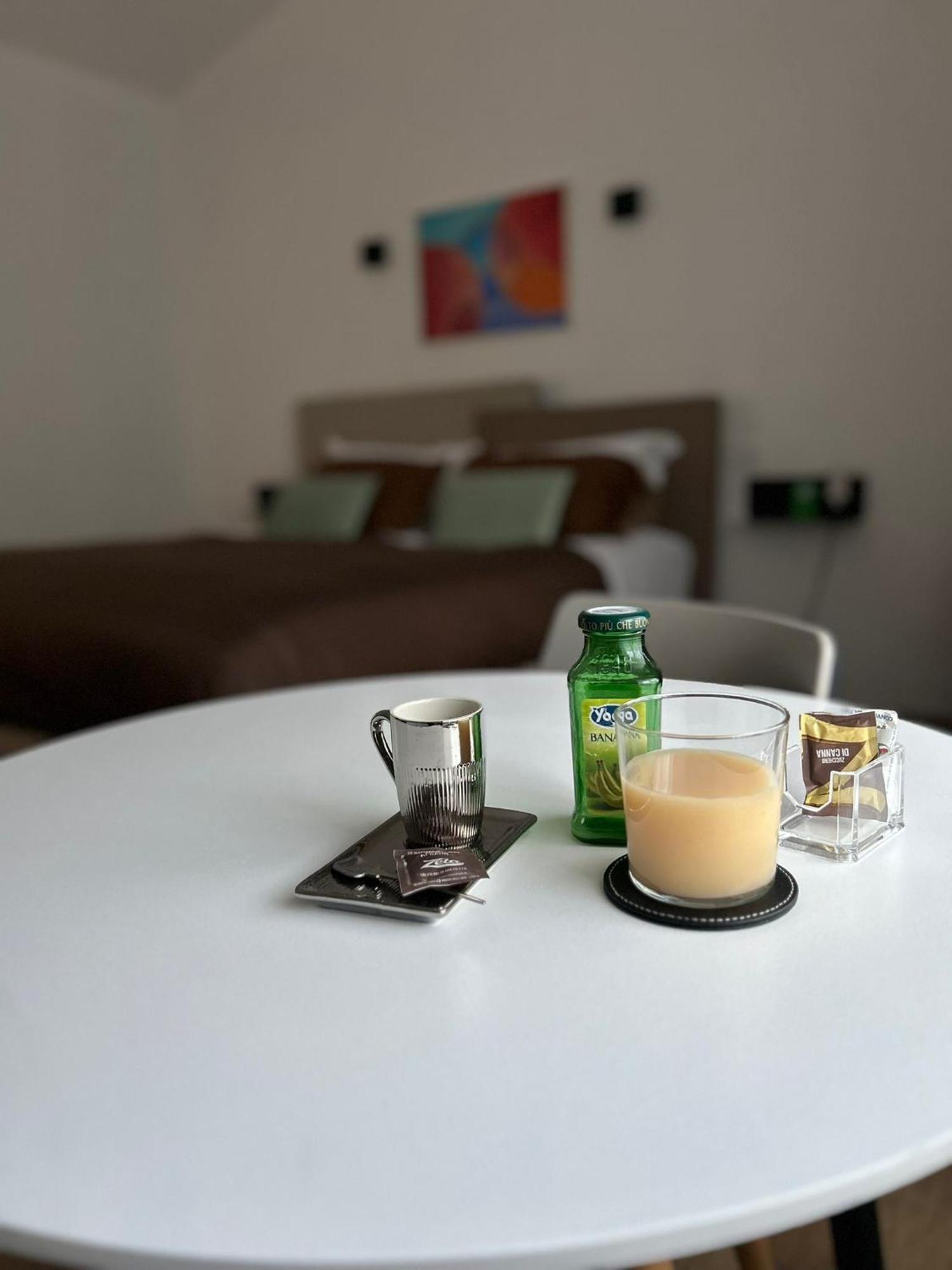 Zeta Rooms Касерта Екстериор снимка
